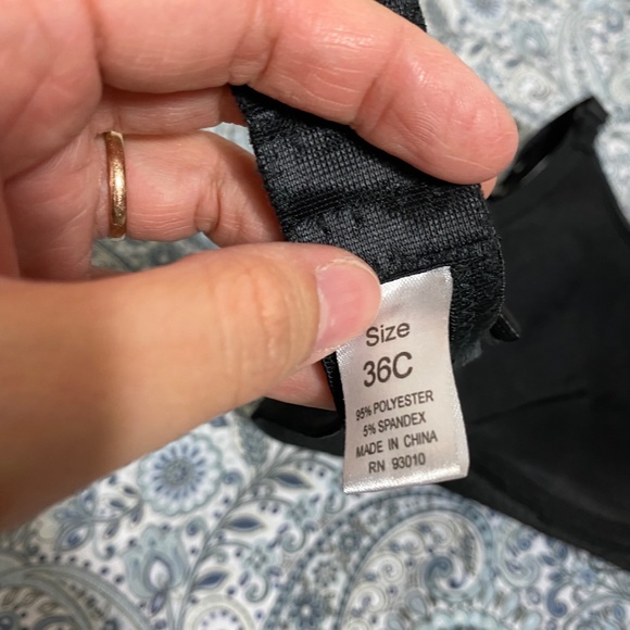 Bra womens 36C black non wired euc - Picture 2 of 4